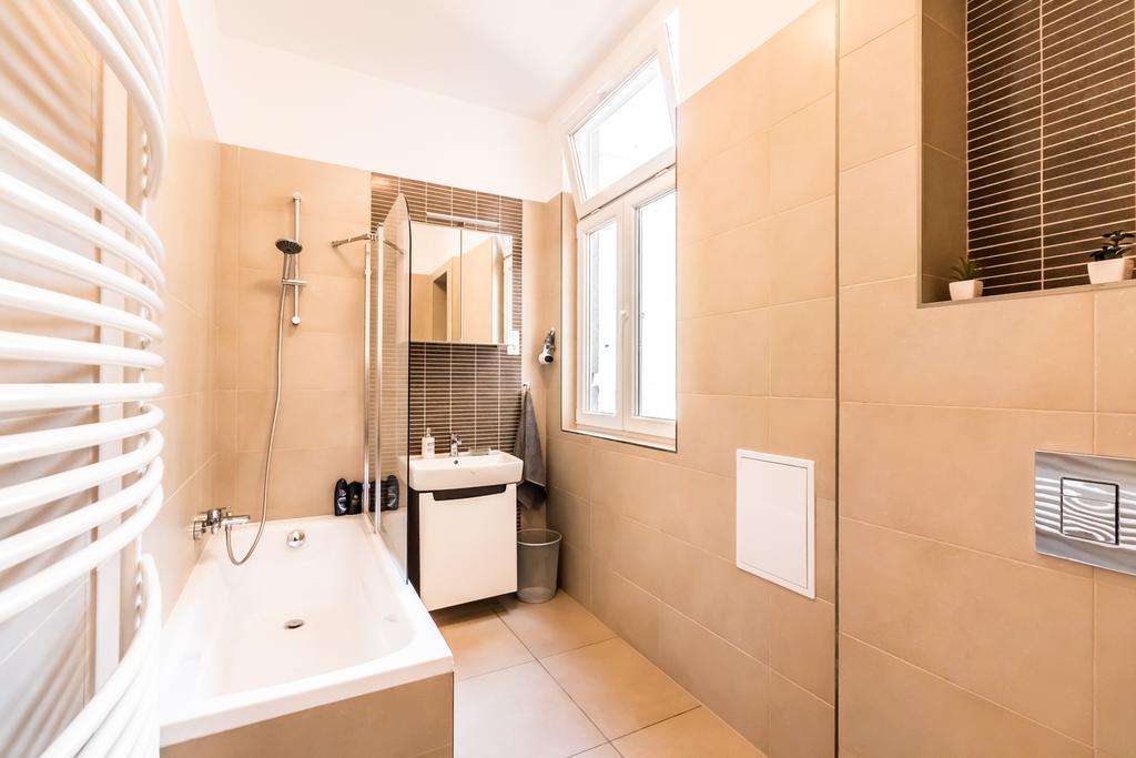 Bpr D8 Premier Apartment Budapest Exterior foto